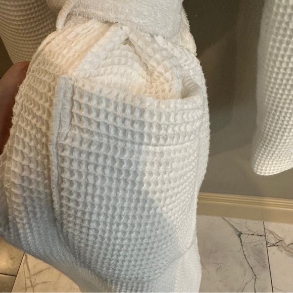 Serena & Lily St. Helena Spa Bath Robe, White Waffle-Weave 100% Cotton, New! - Picture 8 of 9